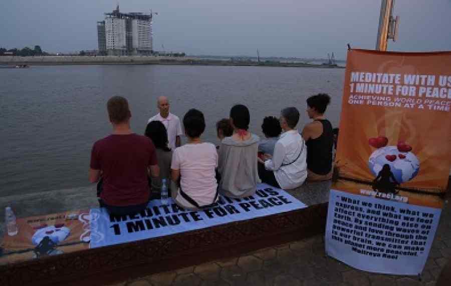 cambodia_meditation_2.jpg
